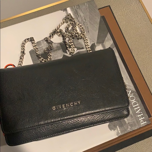 givenchy wallet on chain